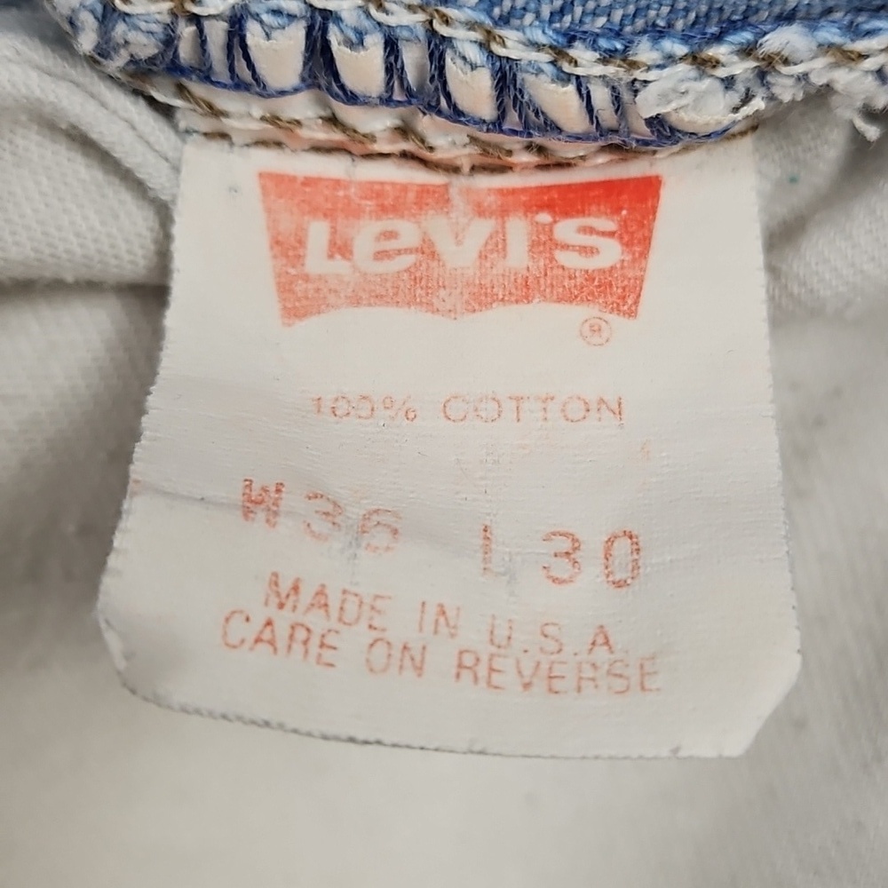 Vintage 90s Levi's Silver Tab 549 Baggy Fit Light Wash Yellow Contrast Trim Jean - Picture 12 of 16